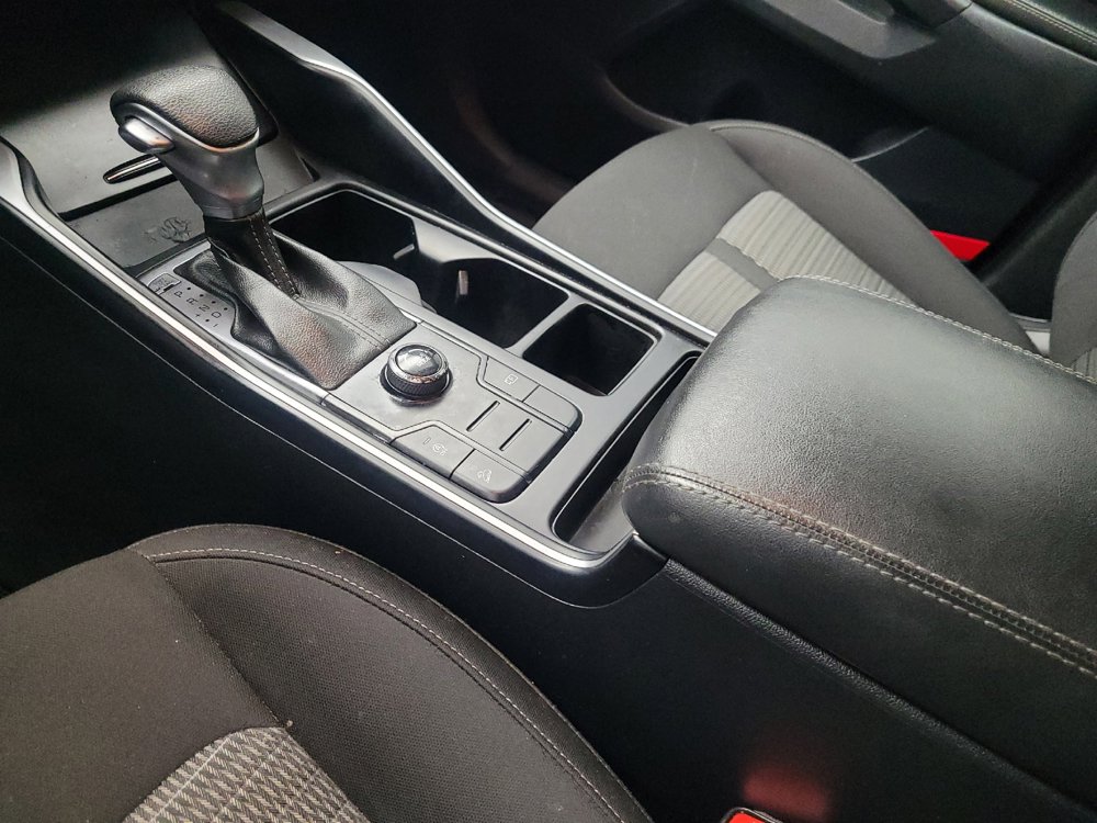 Used 2023 Kia Sorento LX FWD image 26
