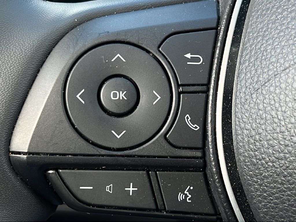 Used 2024 Toyota RAV4 Limited w/ Advanced Technology Package AWD/4WD image 20