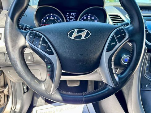 Used 2016 Hyundai Elantra Value Edition FWD image 28