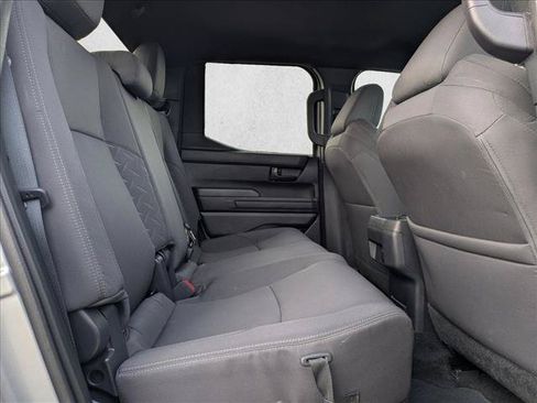 Used 2025 Toyota Tacoma SR AWD/4WD image 19