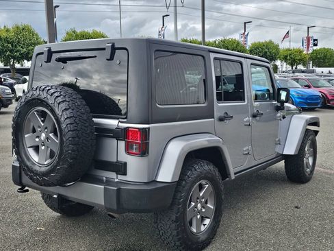 Used 2013 Jeep Wrangler Unlimited Sport AWD/4WD image 5