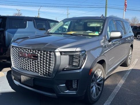 Used 2021 GMC Yukon XL Denali w/ Denali Ultimate Package image 1