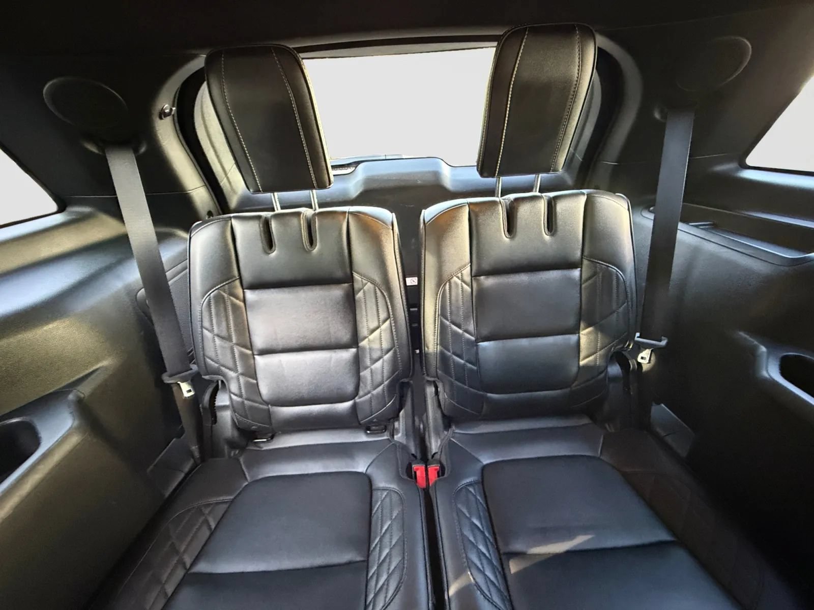 Used 2018 Ford Explorer Platinum AWD/4WD image 20