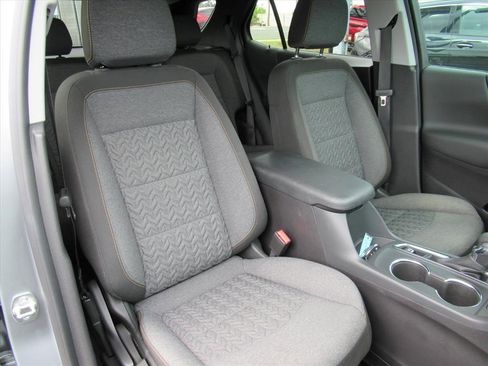 Certified 2024 Chevrolet Equinox LT image 8