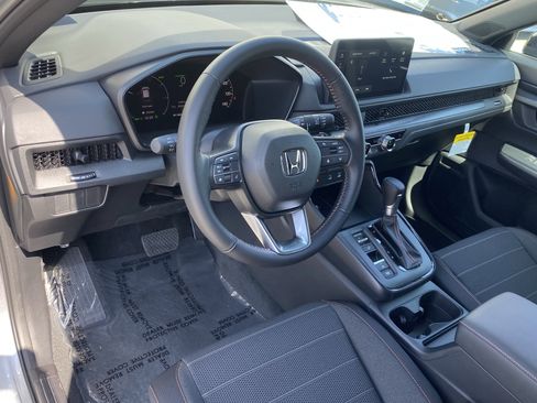 Used 2026 Honda CR-V Sport image 8