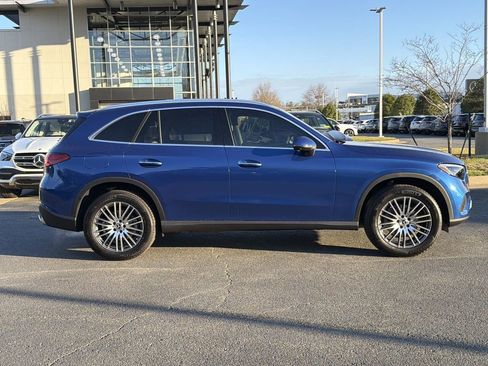 New 2026 Mercedes-Benz GLC 300 4MATIC image 2