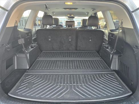 Used 2020 Kia Telluride LX image 24