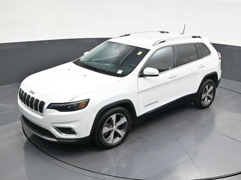 Used 2019 Jeep Cherokee Limited w/ Luxury Group FWD image 15