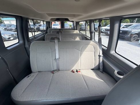 Used 2025 Chevrolet Express 3500 LS RWD image 6