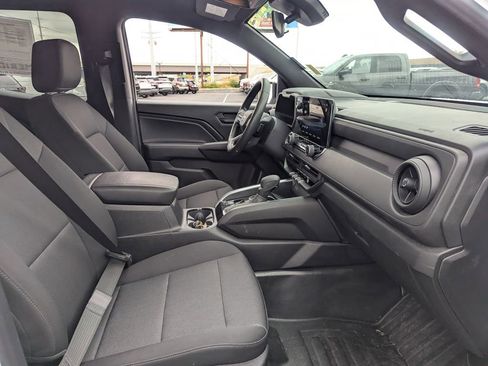 Used 2023 Chevrolet Colorado W/T w/ Safety Package AWD/4WD image 33