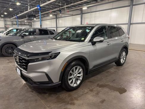 Used 2025 Honda CR-V EX image 2