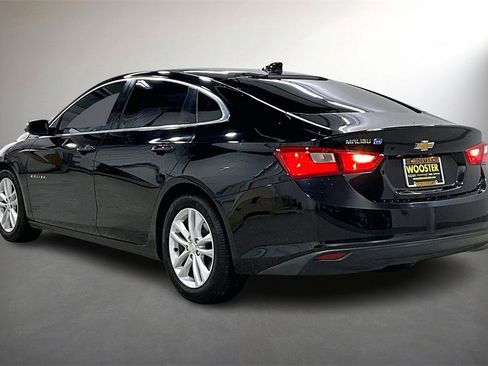 Used 2016 Chevrolet Malibu Hybrid image 4
