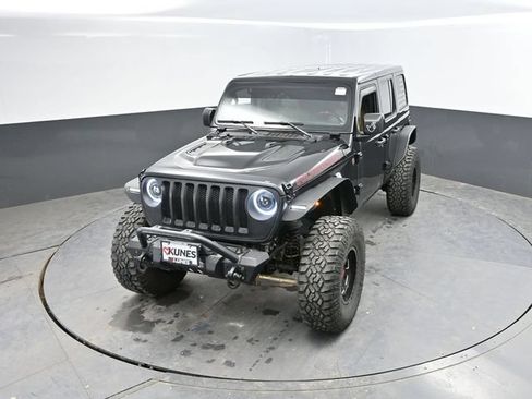 Used 2018 Jeep Wrangler Unlimited Rubicon AWD/4WD image 41