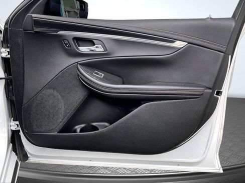 Used 2020 Chevrolet Impala LT FWD image 24