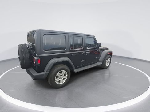 Used 2023 Jeep Wrangler Sport S image 8