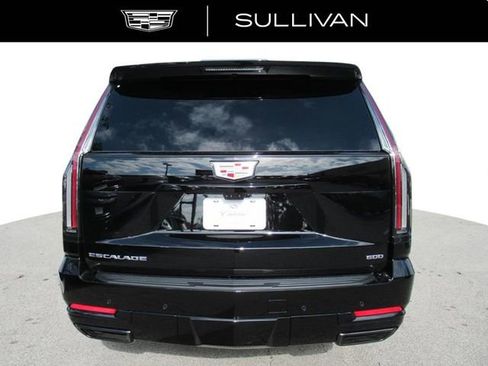 New 2026 Cadillac Escalade ESV Sport w/ Touring Package image 5