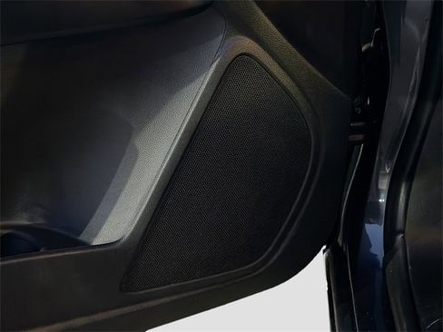 Used 2017 Chevrolet Colorado W/T image 22