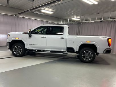 New 2026 GMC Sierra 2500 SLT w/ SLT Premium Package