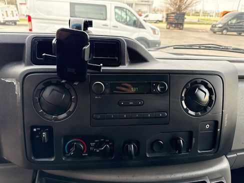 Used 2015 Ford E-350 and Econoline 350 Super Duty w/ Power Windows & Locks Group RWD image 14