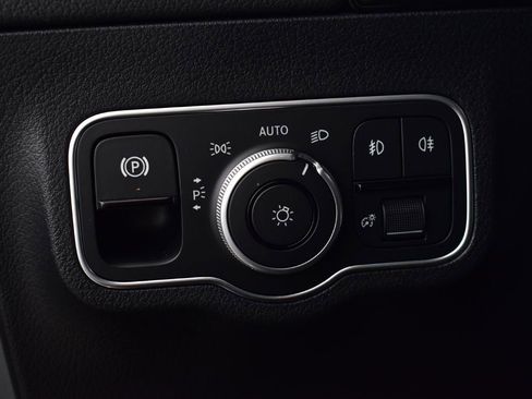 Used 2026 Mercedes-Benz GLA 250 4MATIC image 15