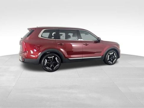 Certified 2024 Kia Telluride S w/ S Sunroof Package image 8