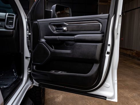 Used 2026 RAM 1500 Laramie w/ Night Edition AWD/4WD image 38