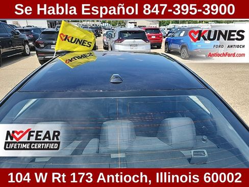Used 2024 Nissan Sentra SV FWD image 11