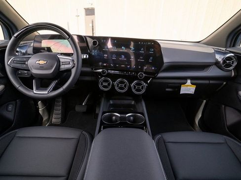 New 2025 Chevrolet Blazer EV LT w/ Super Cruise Package AWD/4WD image 11