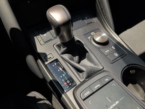 Certified 2025 Lexus IS 350 F Sport RWD image 21