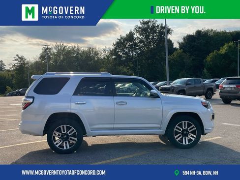 Used 2024 Toyota 4Runner Limited AWD/4WD image 6