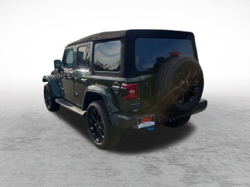 Used 2023 Jeep Wrangler Unlimited Sahara w/ Cold Weather Group AWD/4WD image 5