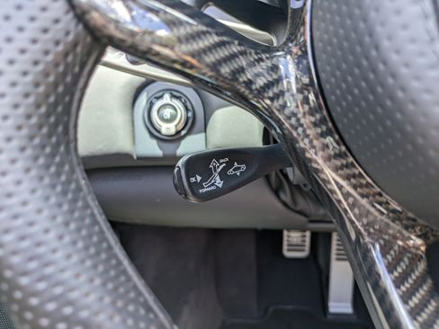 Used 2014 McLaren MP4-12C Spider RWD image 29