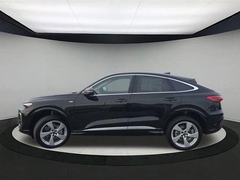 New 2025 Audi Q5 Premium Plus image 4