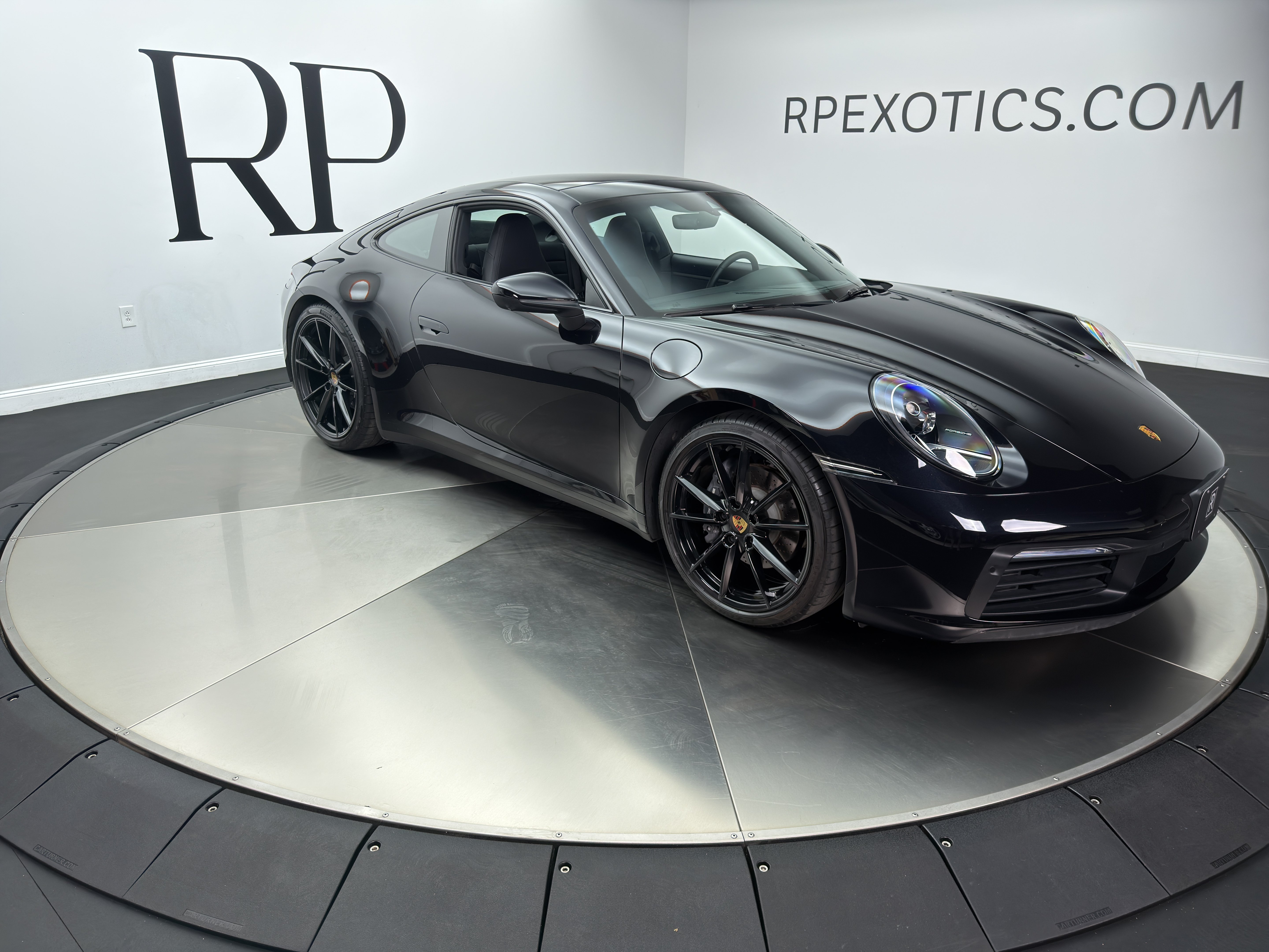 Used 2022 Porsche 911 Carrera image 8