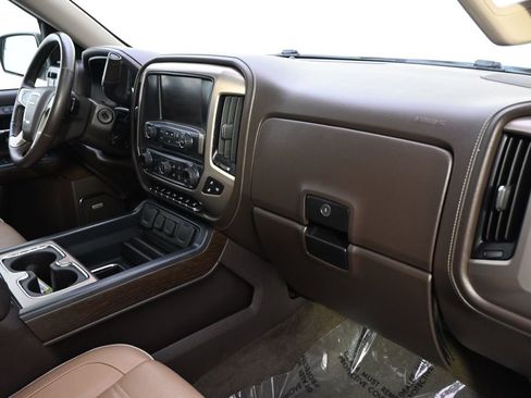 Used 2017 GMC Sierra 1500 Denali w/ Denali Ultimate Package AWD/4WD image 15