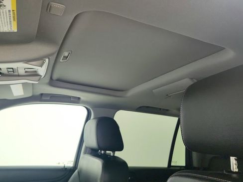 Used 2016 Chevrolet Tahoe LT w/ LT Signature Package RWD image 20