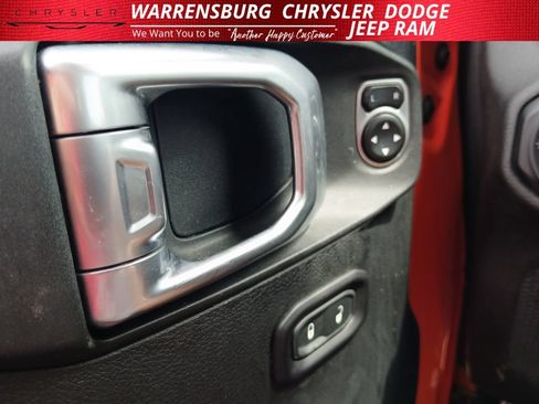 Used 2018 Jeep Wrangler Unlimited Sport S AWD/4WD image 28
