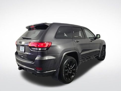 Used 2021 Jeep Grand Cherokee Laredo X image 7