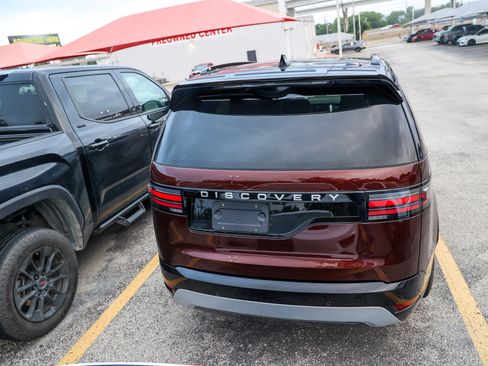 Used 2026 Land Rover Discovery Limited Edition AWD/4WD image 6