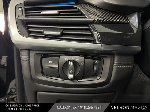 Used 2017 BMW X5 M AWD/4WD image 28