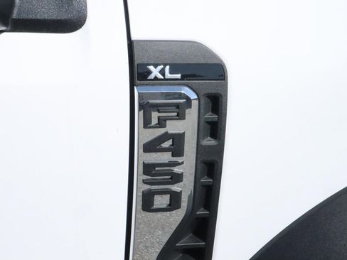 Used 2024 Ford F450 XL w/ XL Chrome Package image 26