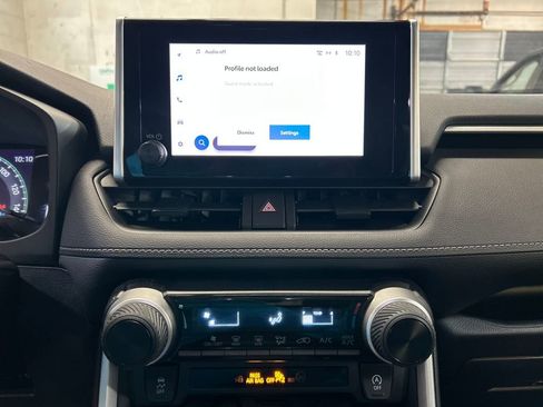 Used 2023 Toyota RAV4 LE image 13