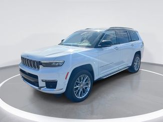 Used 2025 Jeep Grand Cherokee L Summit w/ Luxury Tech Group V video 1