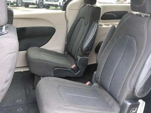 Used 2023 Chrysler Voyager LX FWD image 12