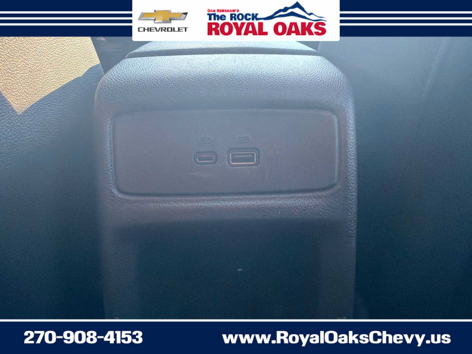 Used 2025 Chevrolet Trax RS w/ Sunroof Package FWD image 24