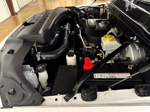 Used 2021 RAM 2500 Tradesman w/ Chrome Appearance Group image 48