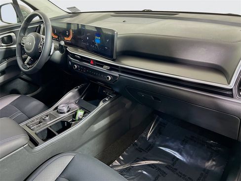 Used 2025 Kia Sorento EX w/ EX Panoramic Sunroof Package image 27