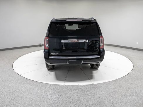Used 2019 GMC Yukon Denali w/ Denali Ultimate Package image 34