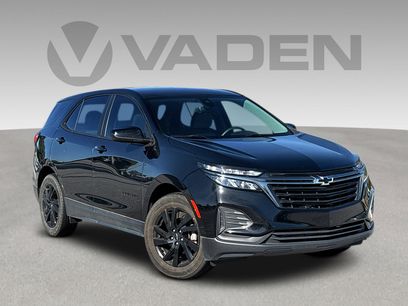 Used 2023 Chevrolet Equinox LS w/ Midnight Edition