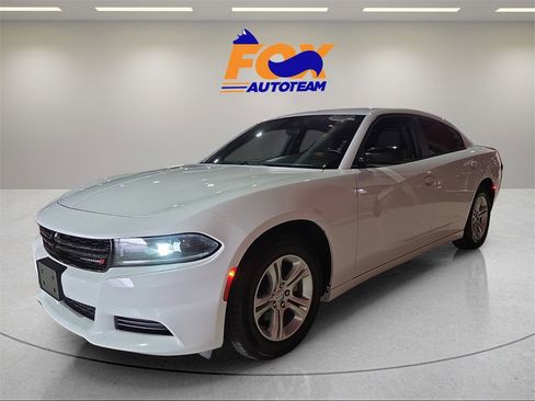 Used 2023 Dodge Charger SXT image 1
